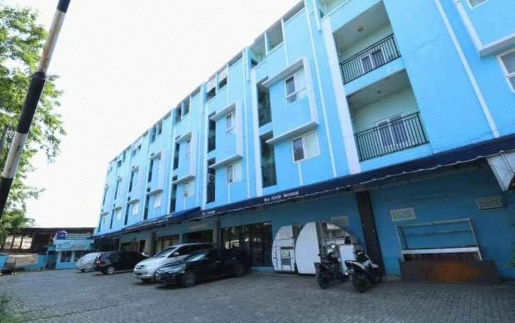 Готель Reddoorz Near Mandaya Royal Hospital Puri Тангеранг Екстер'єр фото
